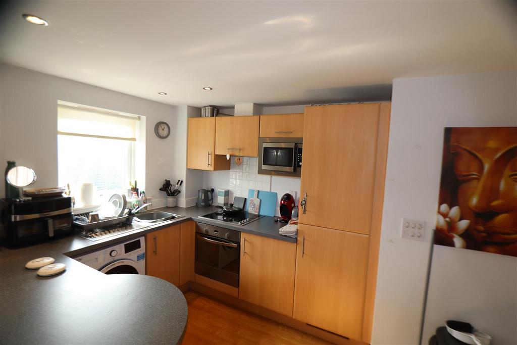 Kitchen.JPG