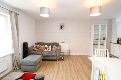 undefined, Jubilee Drive, Fleet GU52