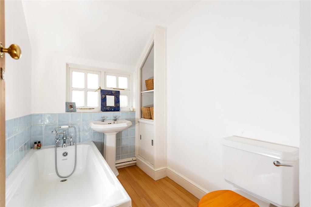 Guest En-Suite