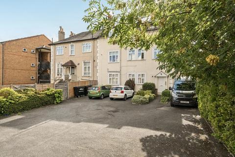 South Norwood Hill, London