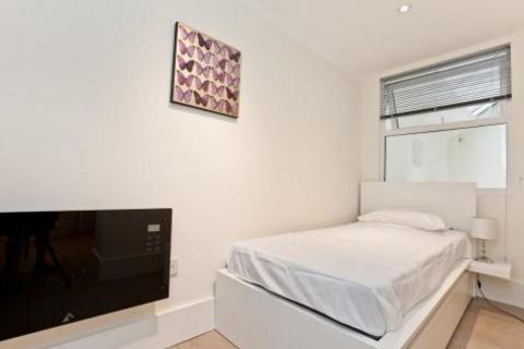 Studio to rent, Lithos Road, London NW3