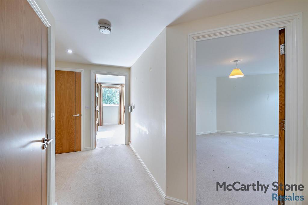 Entrance Hall: