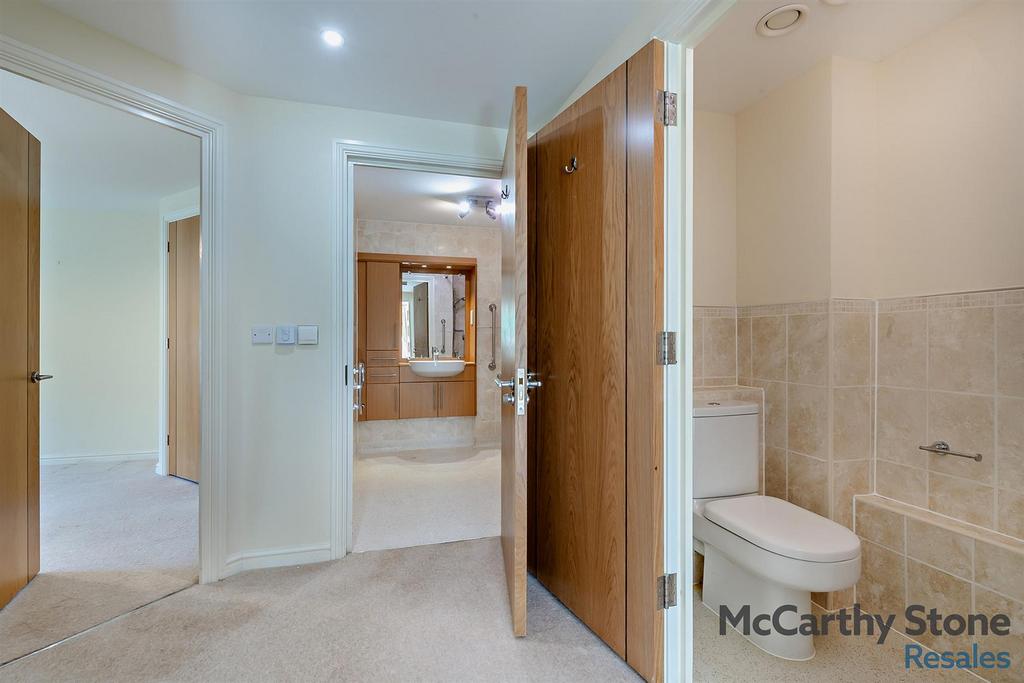 Entrance Hall: