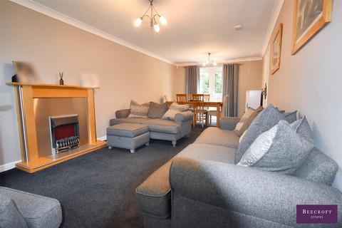 4 bedroom detached house for sale, Low Croft, Wombwell, Barnsley