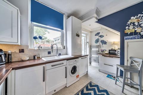 3 bedroom maisonette for sale, Upper Halliford Road, Shepperton, TW17