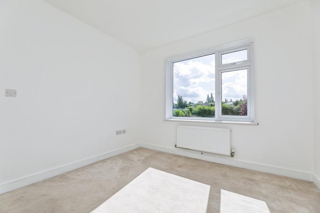 Pbox-bedroom-334146.jpg