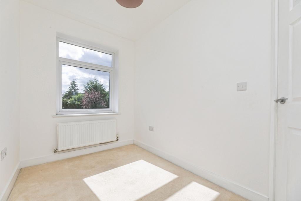 Pbox-bedroom-334146.jpg