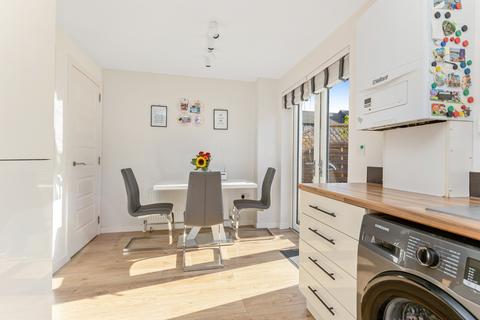 15 Easter Langside Avenue, Dalkeith, EH22 2FE
