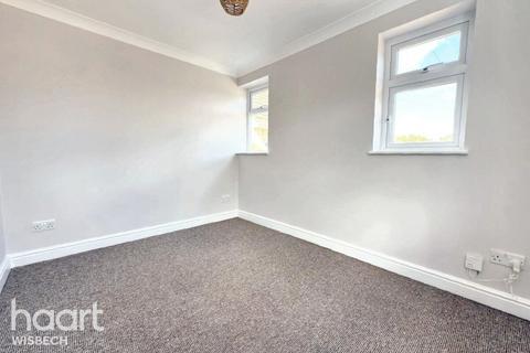 3 bedroom chalet for sale, Ingle Road, Elm