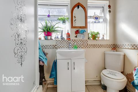 2 bedroom terraced house for sale, Granville Road, Sheerness