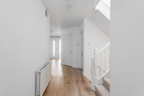 4 bedroom detached house to rent, Cammo Road, Cammo, Edinburgh, EH4
