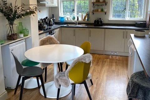 undefined, Liphook, West Sussex, GU30