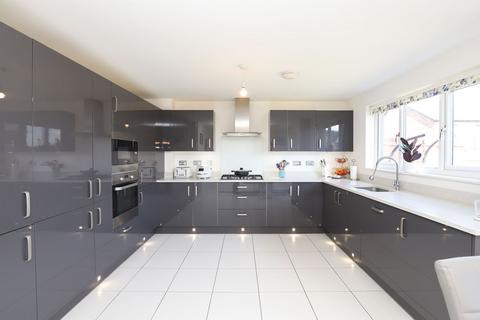 4 bedroom detached house for sale, Eyam Way, Rotherham S60