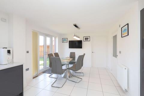 4 bedroom detached house for sale, Eyam Way, Rotherham S60