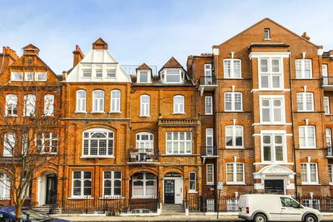 Challoner Street, London W14