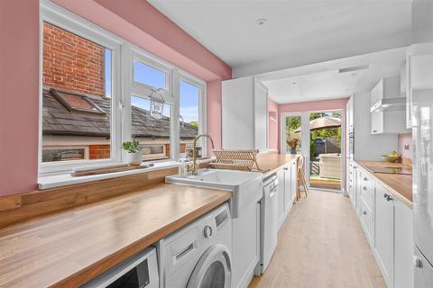 undefined, Totteridge Avenue, High Wycombe HP13