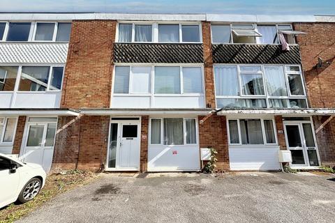 17 Sparkford Close, Winchester, SO22 4NH
