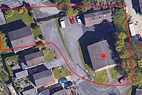Flat D, 16 Harland Close, Bradford, BD2 4BW