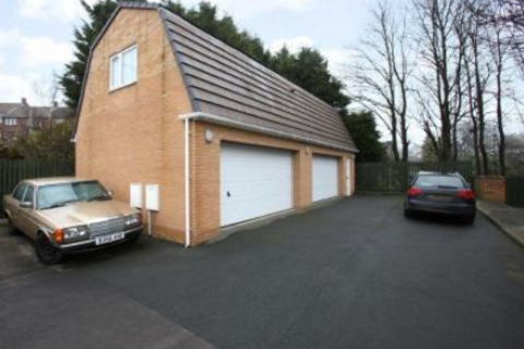 Flat D, 16 Harland Close, Bradford, BD2 4BW