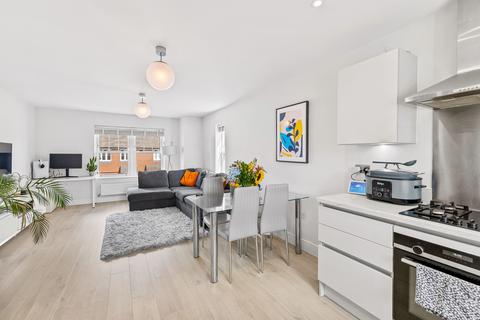1 bedroom apartment for sale, Brocklehurst Way, Horley RH6