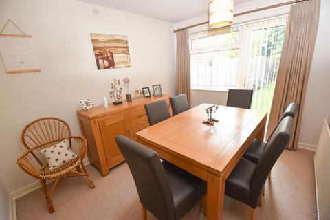 3 bedroom semi-detached house for sale, Iona Way, Davyhulme, M41