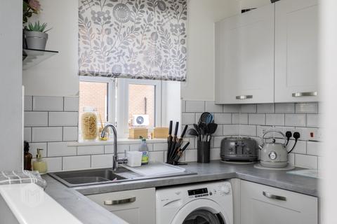 29 Bridgefield Close, Tyldesley, Manchester, M29 8QX