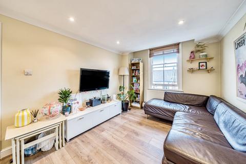 3, 13 Raeburn Street, London, SW2 5QT