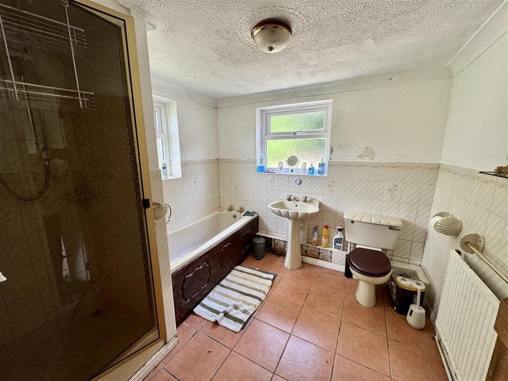 Downstairs Bathroom