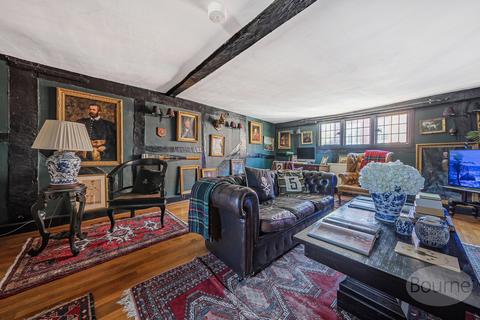 undefined, High Street, Godalming, Surrey, GU7