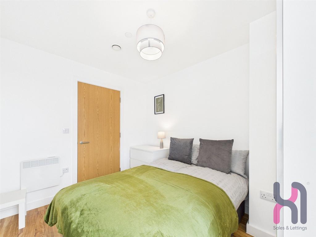 Picture No. 04