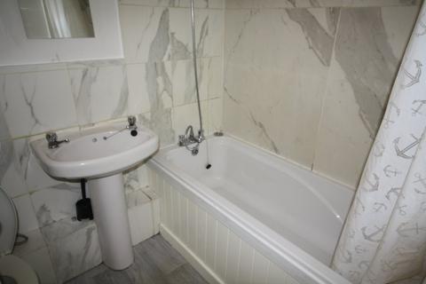 undefined, Bridlington Spur, Slough SL1