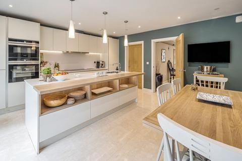 5 bedroom townhouse for sale, The Aviary, Shirehall Way, Bury St Edmunds, Suffolk, IP33