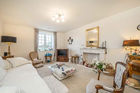 undefined, Twickenham Road, Isleworth TW7
