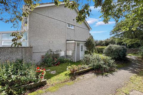 77 Messack Close, Falmouth, TR11 4SH