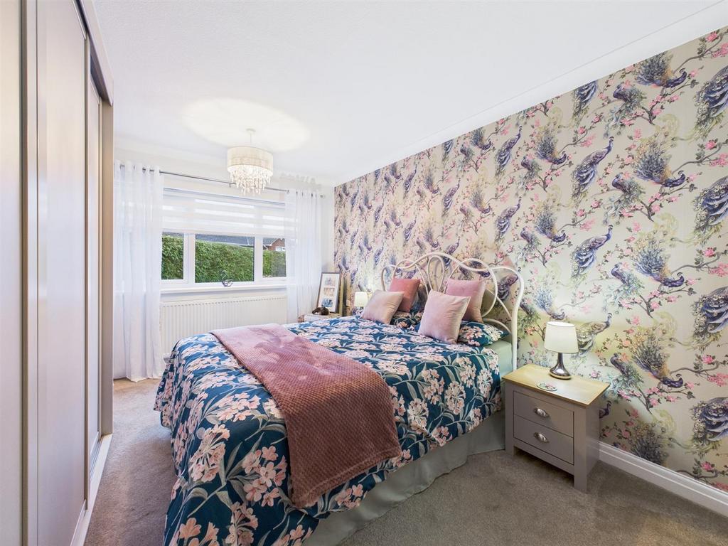 Bedroom: