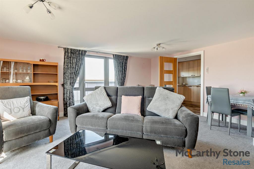 8662715-interior14-800.jpg