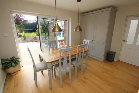 9 Hillside Drive, Gomeldon, Salisbury, SP4 6LF