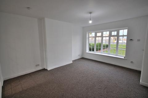 undefined, Liverpool L26