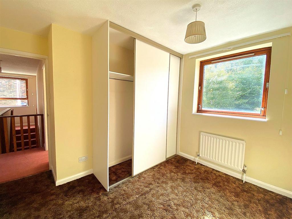 15 Portfield Close - Bed3.jpg