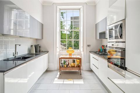 2 bedroom apartment to rent, Connaught Street, London, W2