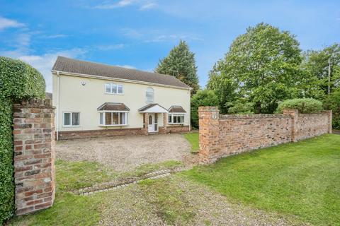 4 bedroom detached house for sale, Old Epworth Road East, Doncaster DN7