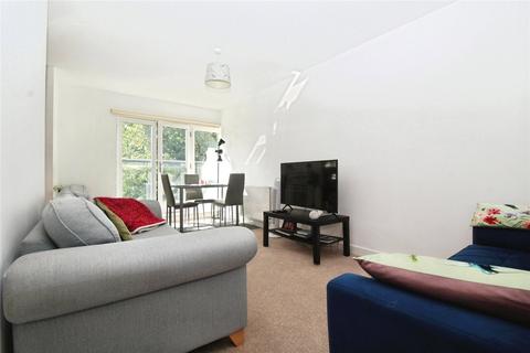 2 bedroom flat for sale, Bury Road, Hertfordshire HP1