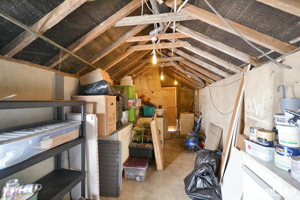 Outbuilding