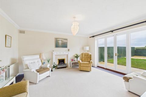 undefined, Pintail Close, Aylesbury HP19