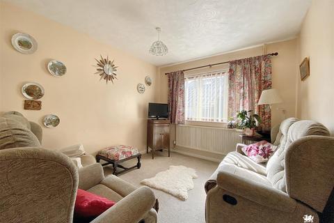 undefined, Llandissilio, Clynderwen