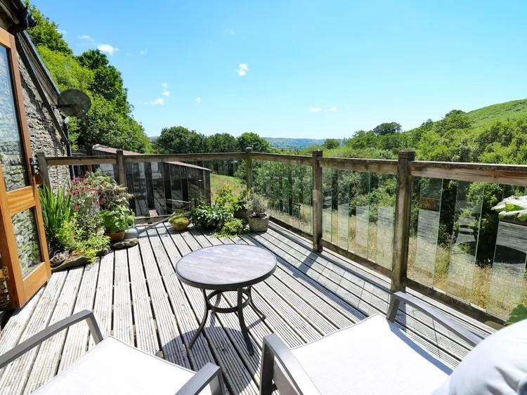 Balcony area 1