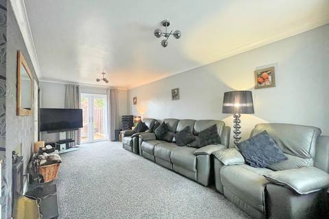 3 bedroom property for sale, Cedar Avenue, Tiptree, Colchester, CO5