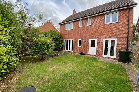 4 bedroom detached house for sale, Radar Avenue, Malvern