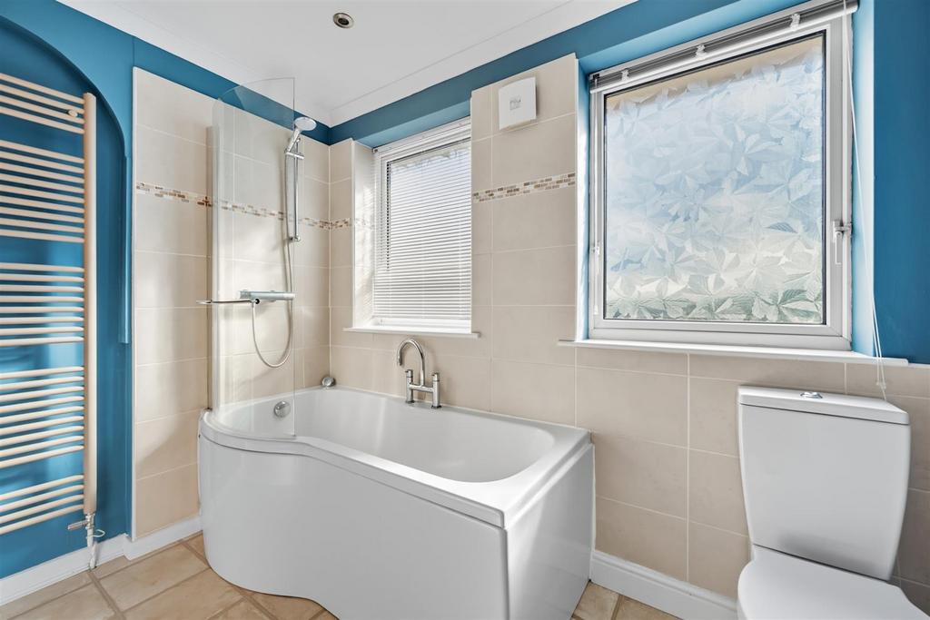 Bathroom .jpg