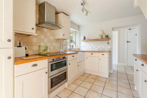 undefined, The Street, Hullavington